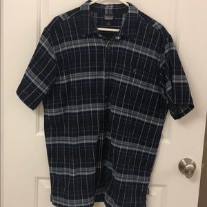 Men’s Patagonia shirt